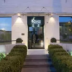 Palazzo Salgar 4* Nápoles