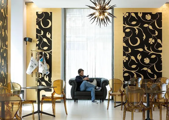 Palazzo Salgar 4* Νάπολη
